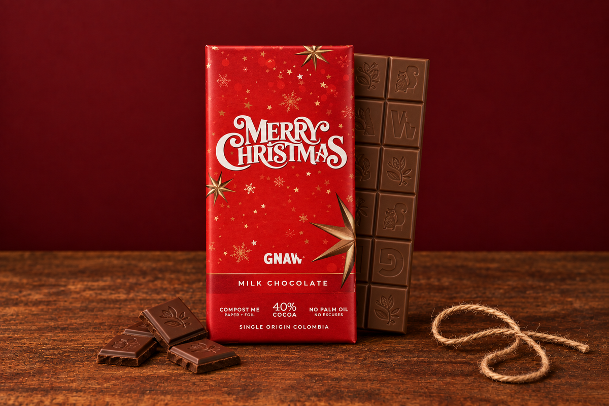 Gnaw Merry Christmas Bar - Christmas Scene